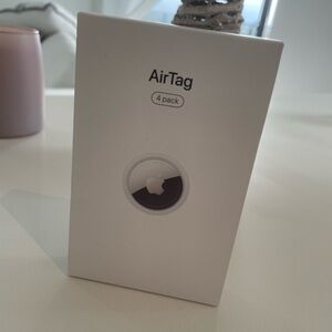 Apple AirTag 4 Pack - White
